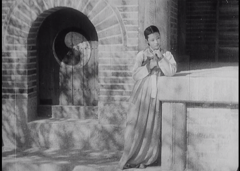 Lee Byeong-Il's 1941 Retelling of The Story of Chunhyang
Ery Shin, Literature Film Quarterly