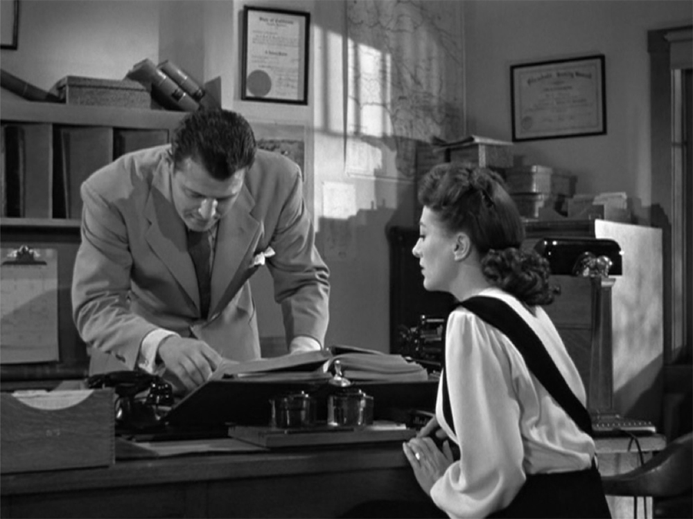 “The manpower shortage must be worse than we think!”: Adapting Mildred Pierce for Wartime
, Kirsten Lew
, Literature Film Quarterly