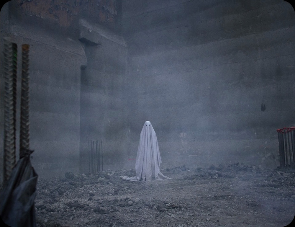 Filming the Elegy: Elegiac Horror in A Ghost Story 
Zoe Bursztajn-Illingworth,
 Literature Film Quarterly